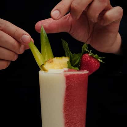 Miami vice cocktail showcasing the vertical layering cocktail technique