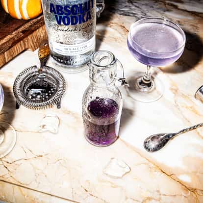 violet liqueur