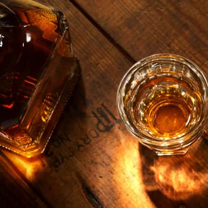 whisky honey liqueur