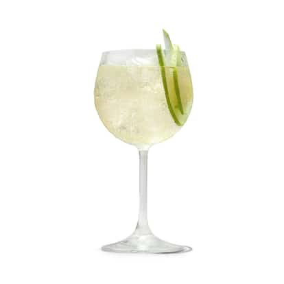 absolut juice pear and elderflower spritz