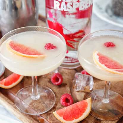 Absolut Raspberri Ruby cocktail made with Raspberry-Flavored Vodka.