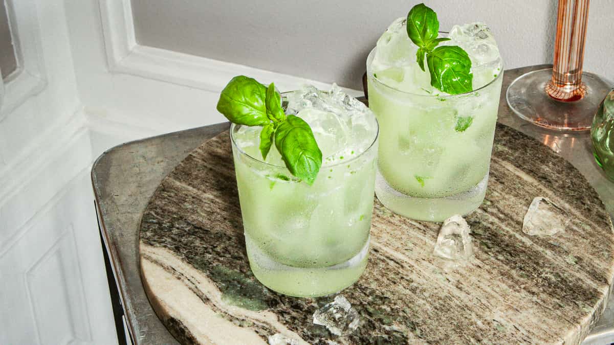 elfbar nachfüll pod läuft aus Gin Basil Smash main image 1
