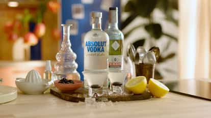 Clean Aviation cocktail with Absolut Vodka
