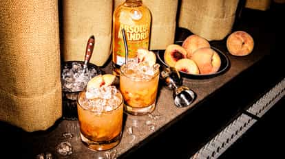 absolut peach crush
