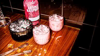 absolut pink russian