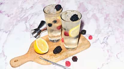 absolut wild berri lemonade